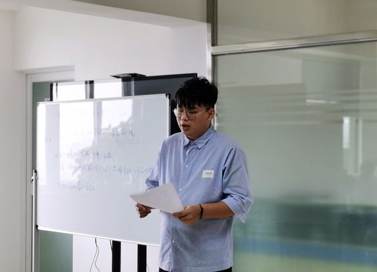麻豆网络文化传媒科技8月总结会如期而至